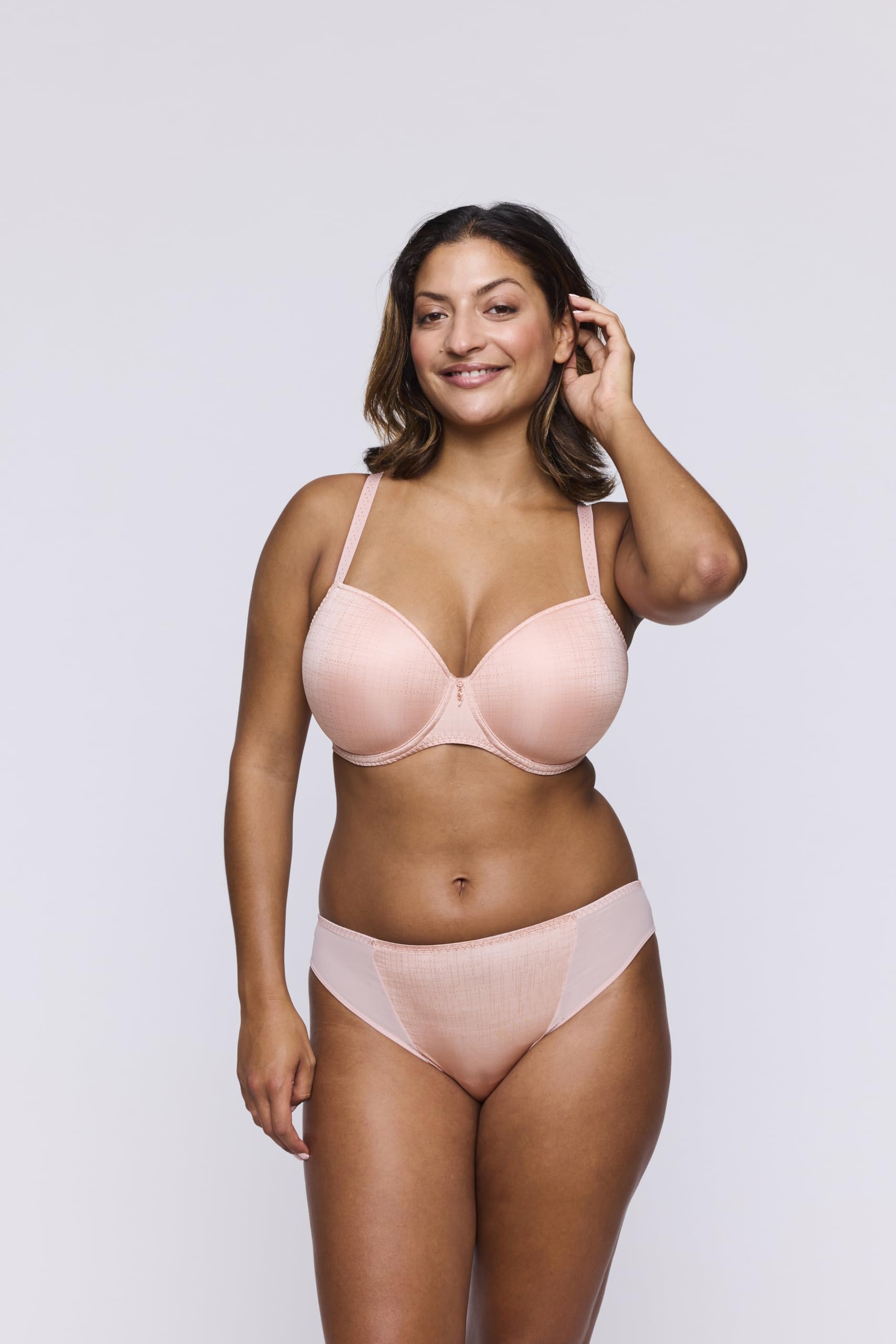 primadonna-vennera-rioslip-brazilian image 3
