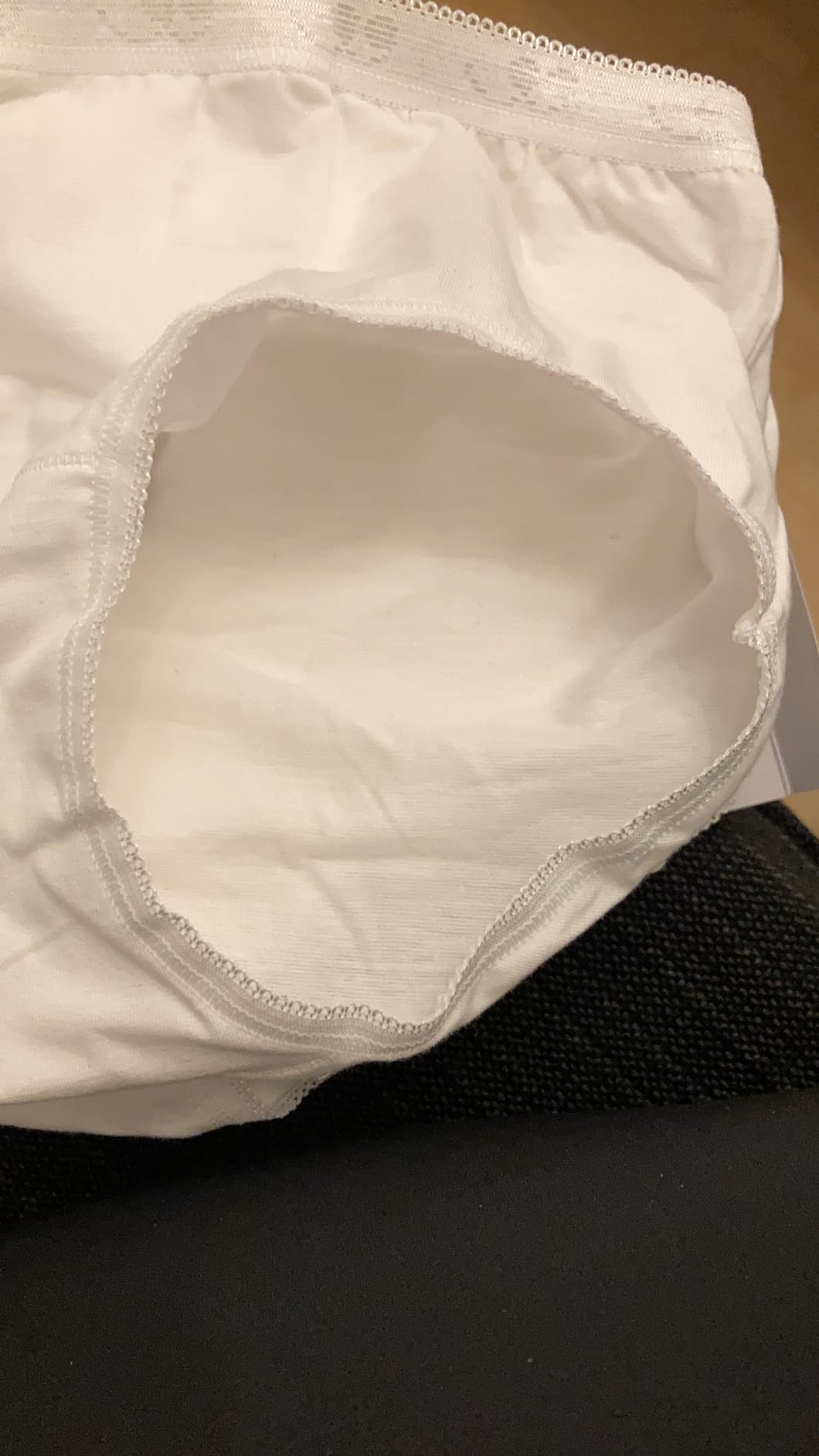 Bequem, Nähte anfangs spürbar