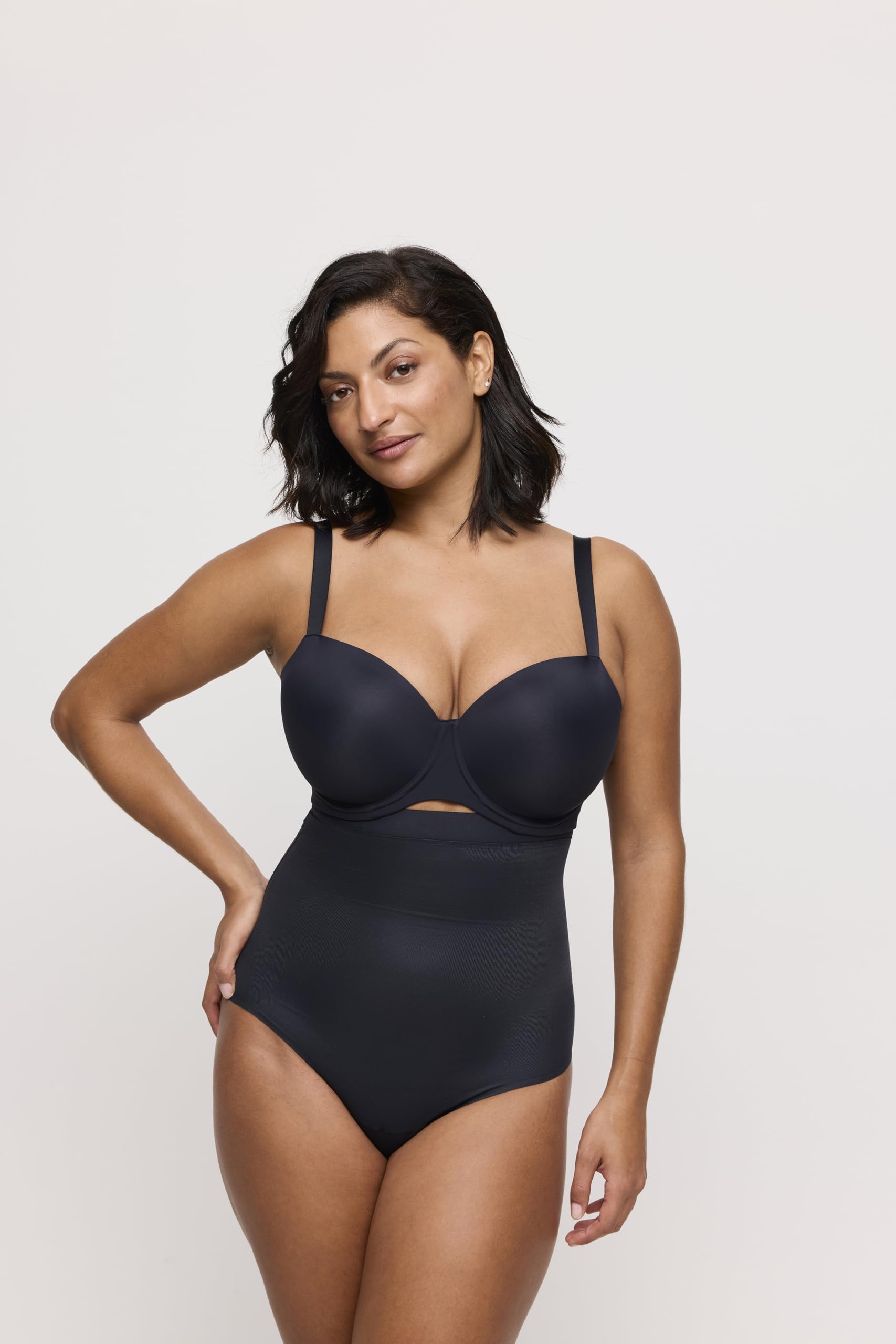 primadonna-figuras-gl-ttender-tanga image 2