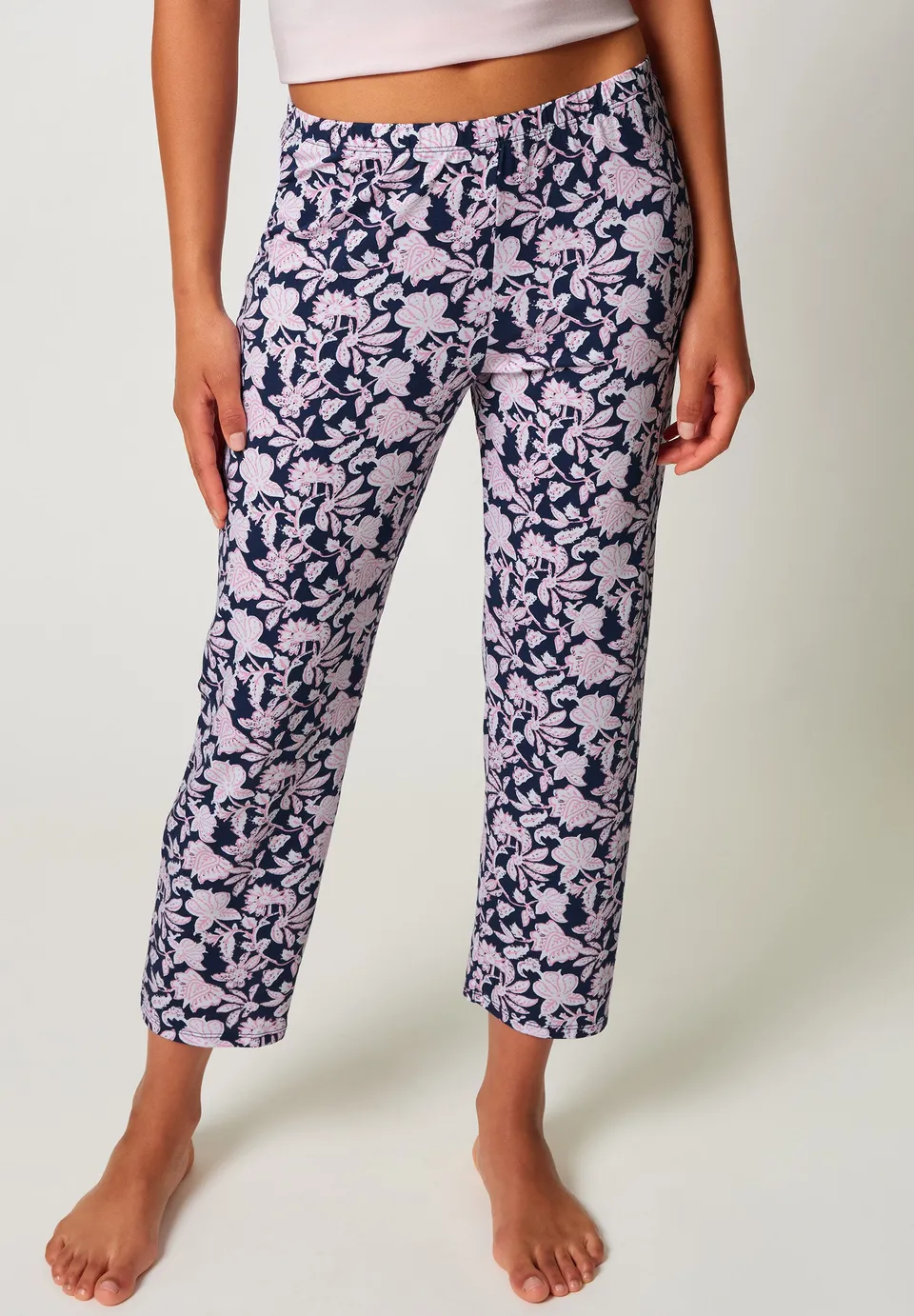 skiny-night-in-skiny-02-pyjama-hose-lang-locker image 1
