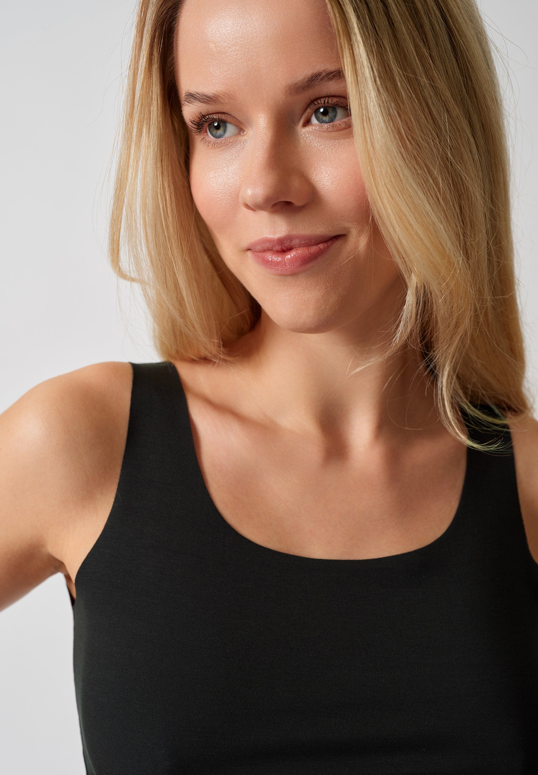 skiny-advantage-modal-invisible-tank-top-087422-087665-nahtlos image 5