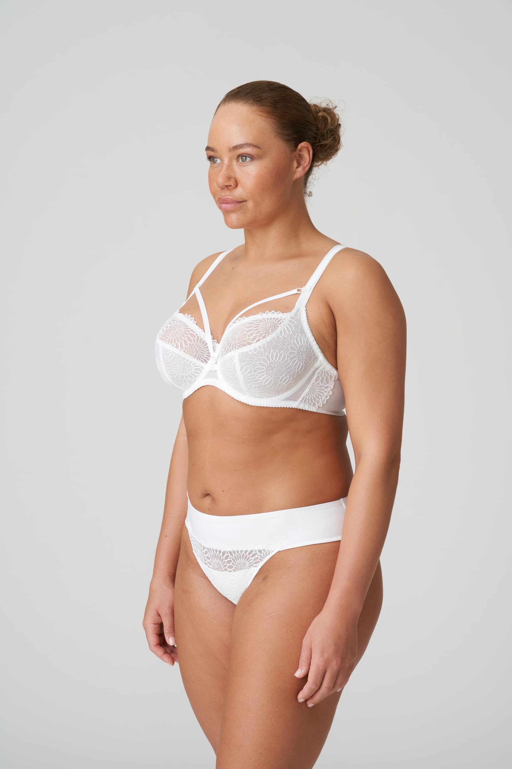 primadonna-sophora-string image 3