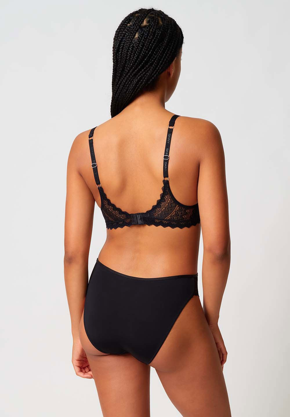 skiny-initialace-padded-bh-087129-087665-mit-spitze-b-gel-bh image 2