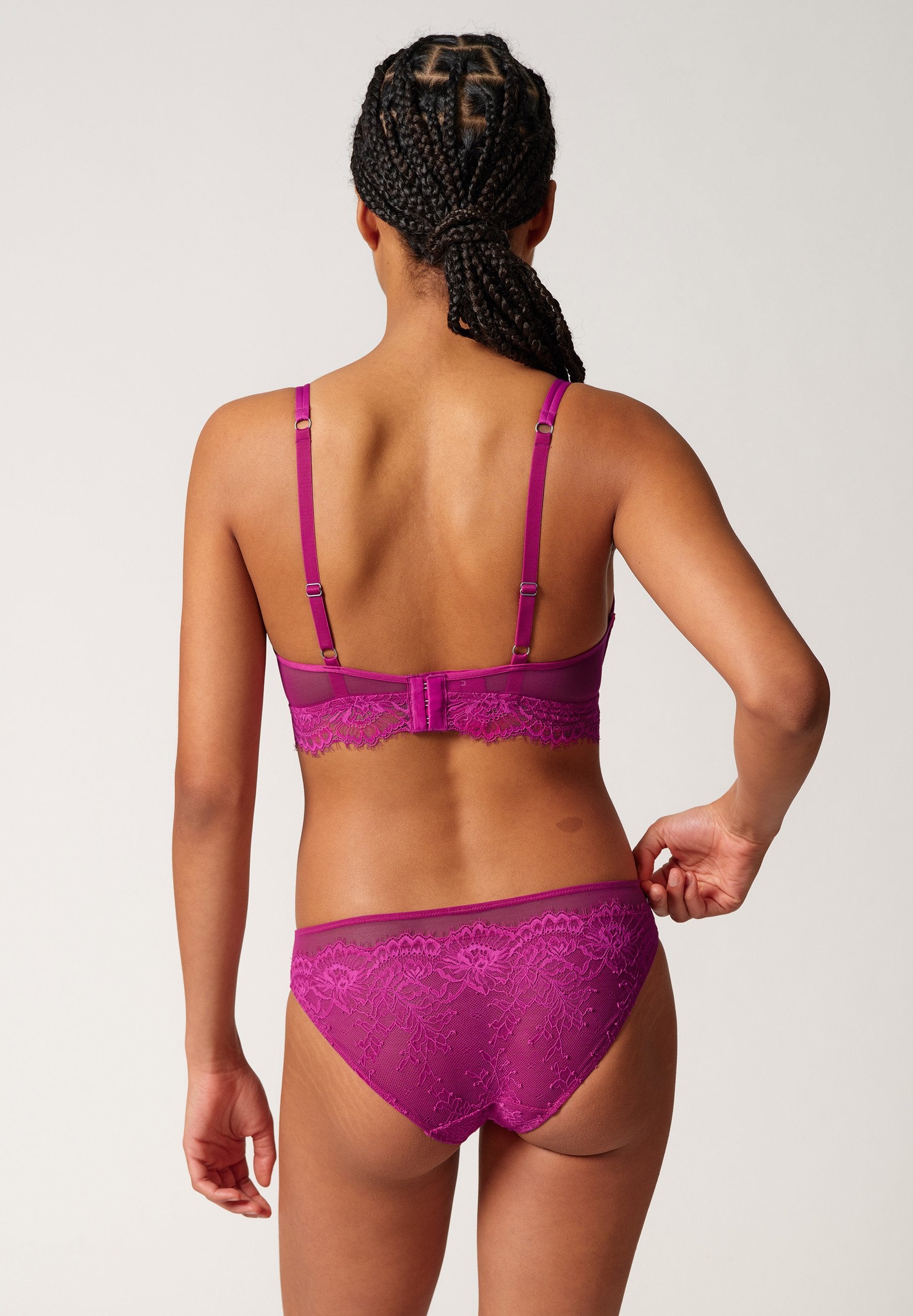 skiny-classicalace-spacer-triangle-bh-082175-08s642 image 2