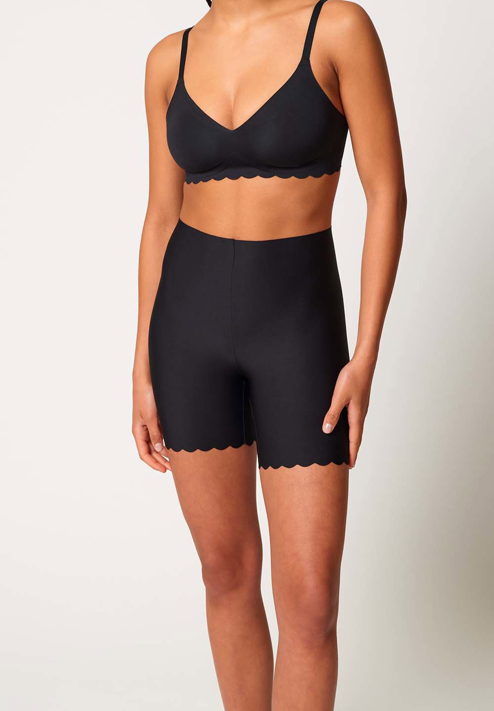 skiny-sensation-pants-short-087060-087665-damen-shorts image 1