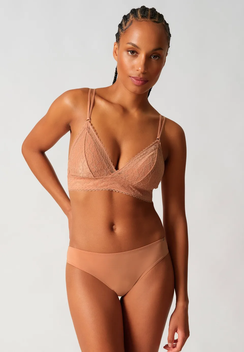 skiny-wonderfulace-favorlace-triangel-bh-mit-spitze-und-pads image 1