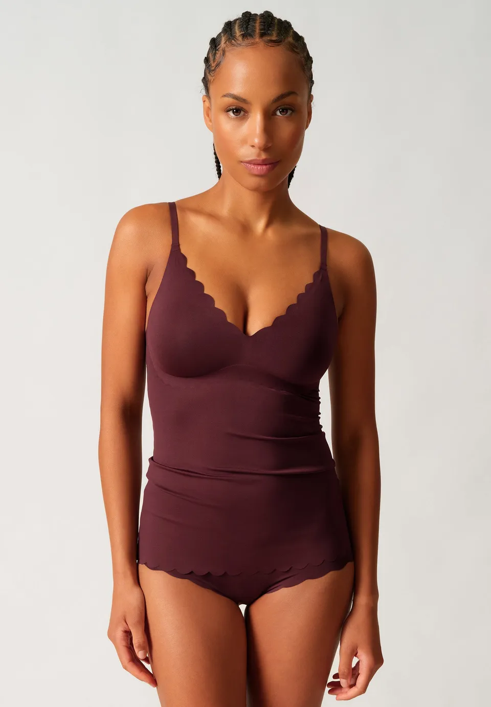 skiny-sensation-camisole-mit-pads-nahtloses-spaghetti-top-microfaser image 1