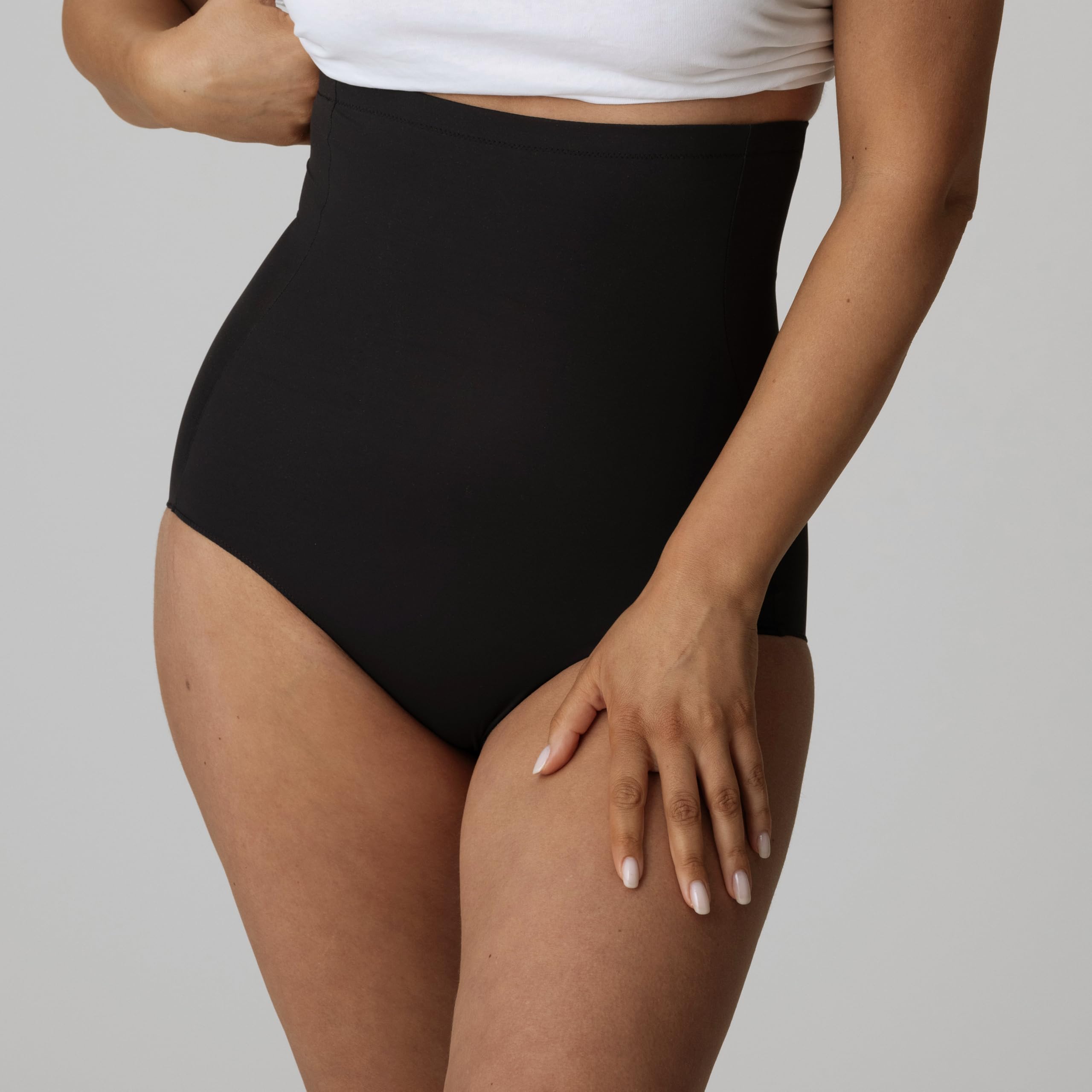 primadonna-perle-shapewear-taillenslip-figurformend image 5
