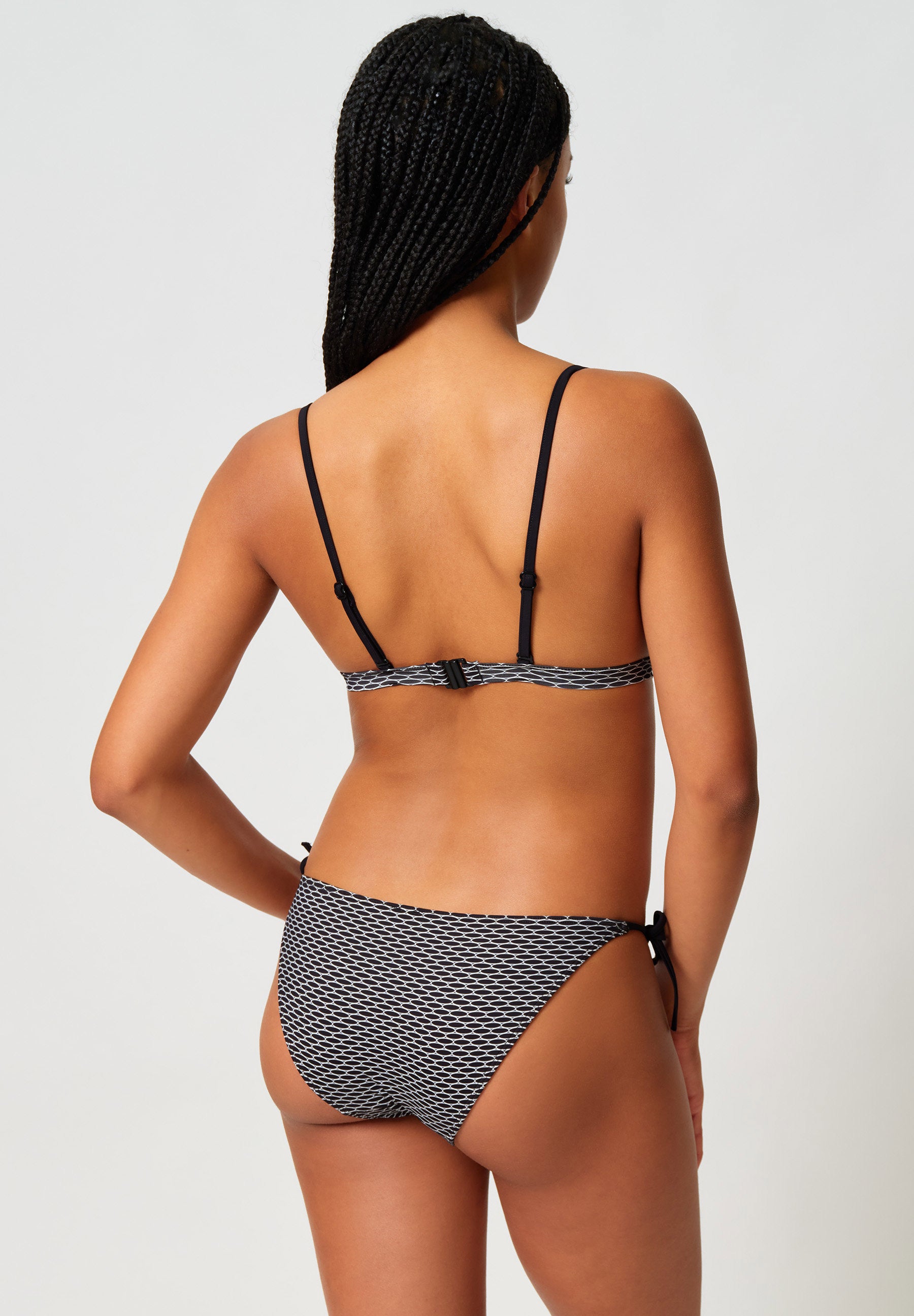 skiny-maritimemotion-triangle-bikinitop-081925-08s983-gepaddelt image 2