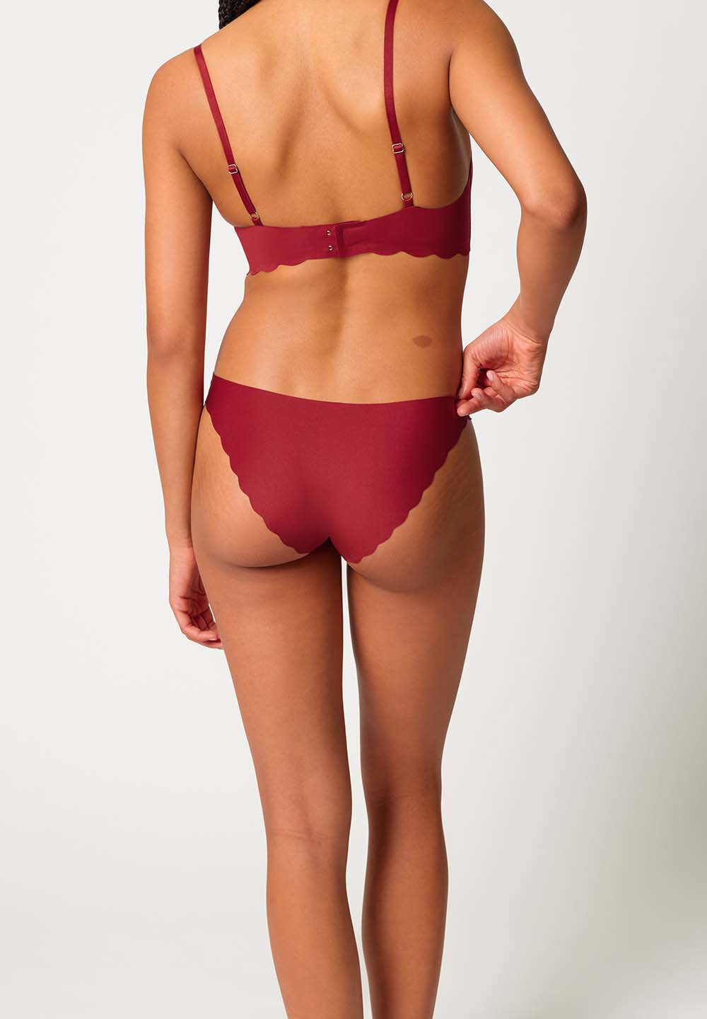 skiny-micro-essentials-085686-08s940-bikini-slip-rio-nahtlos-unsichtbar image 2