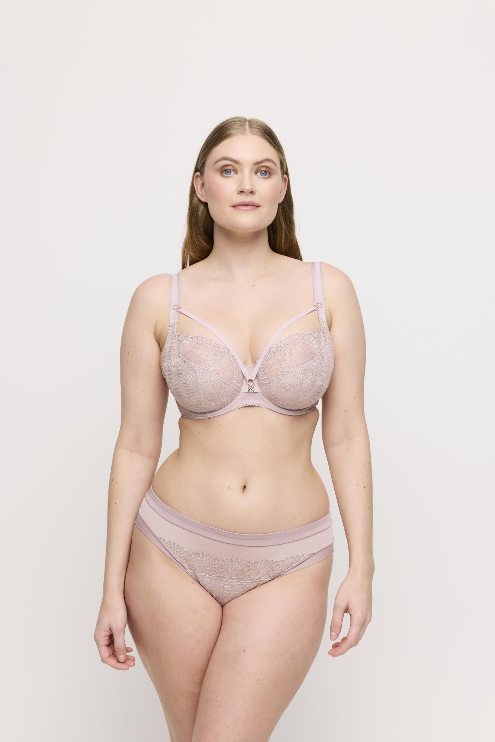 primadonna-sophora-rioslip-brazilian image 2