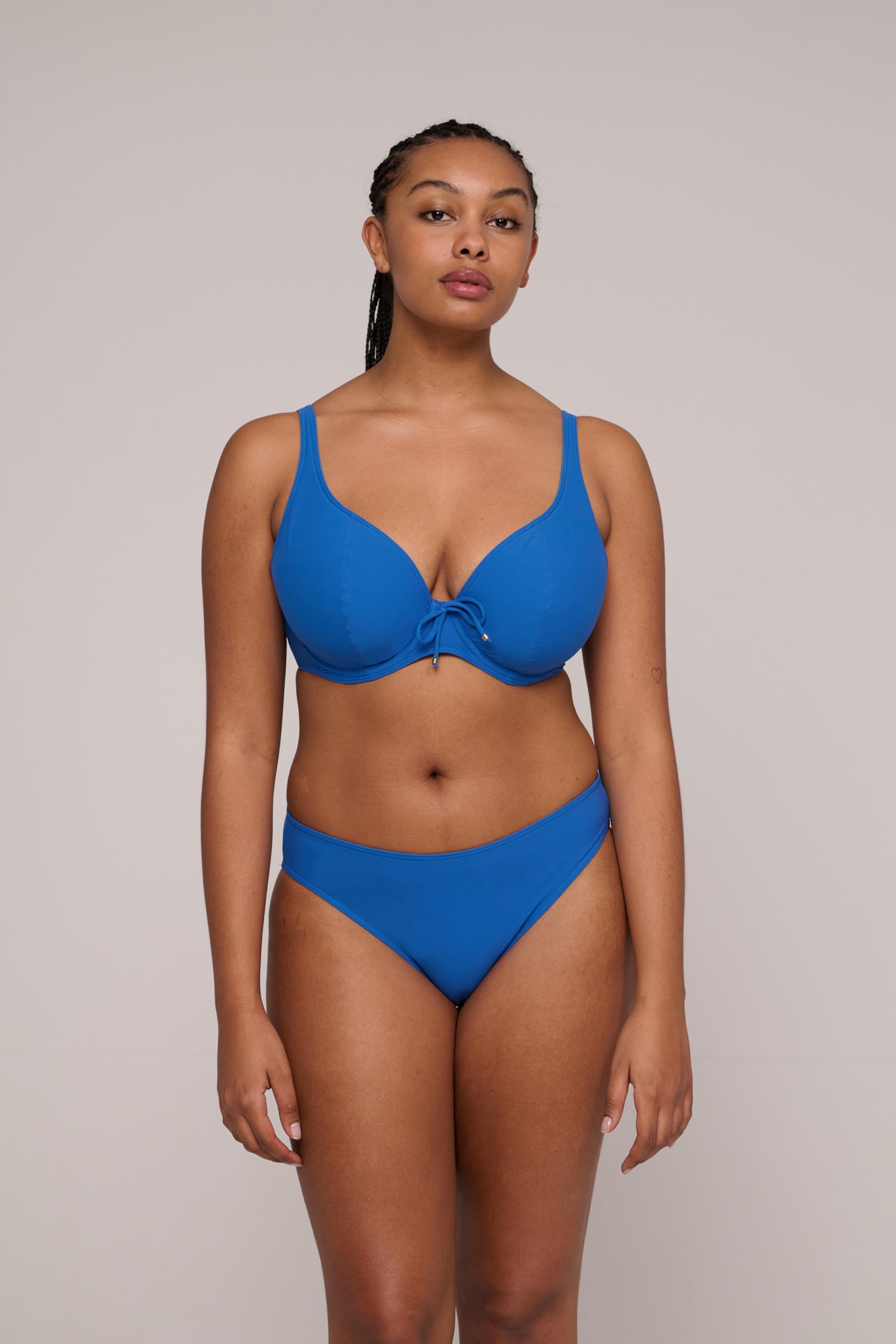 primadonna-aswan-unterlegtes-bikini-top-mit-tiefem-ausschnitt image 2