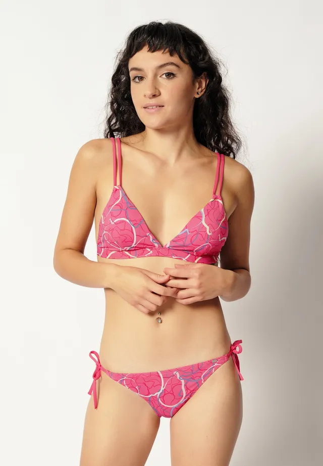 skiny-beacholidays-triangle-bikini-top-081862 image 1