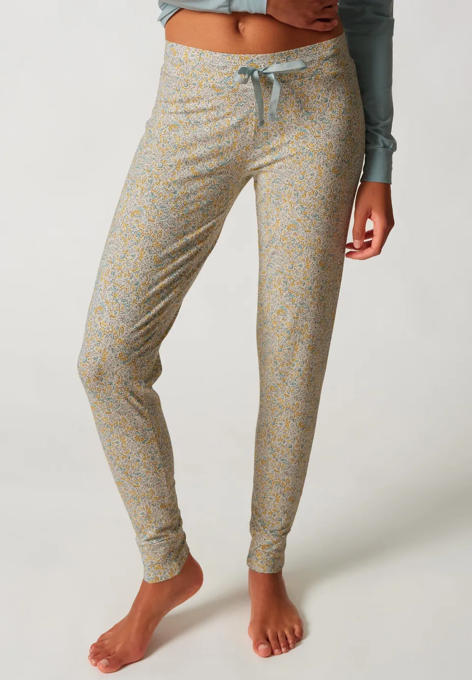 skiny-night-in-mix-match-pants-long-080790-08a168-damen image 1