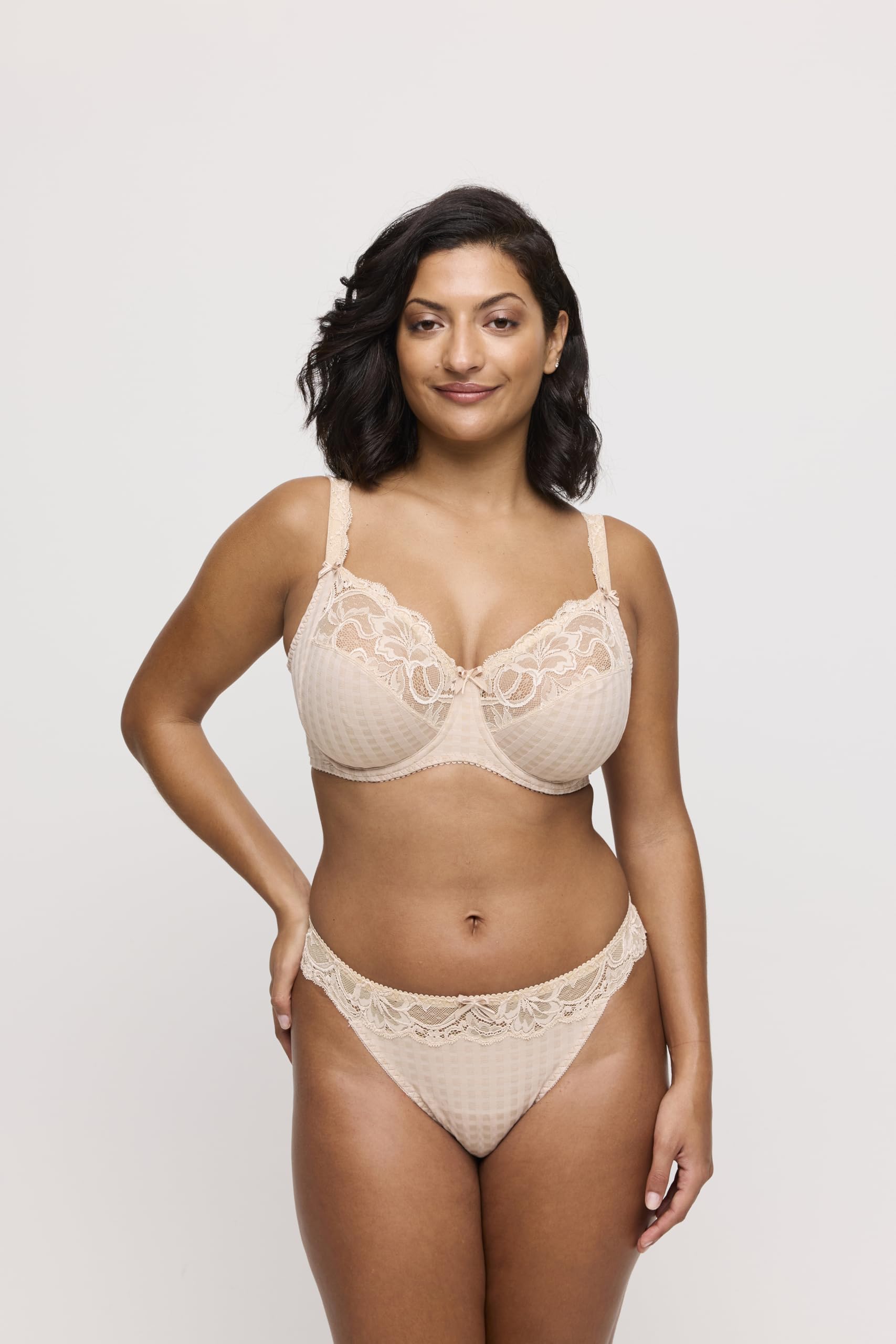 primadonna-madison-string image 2