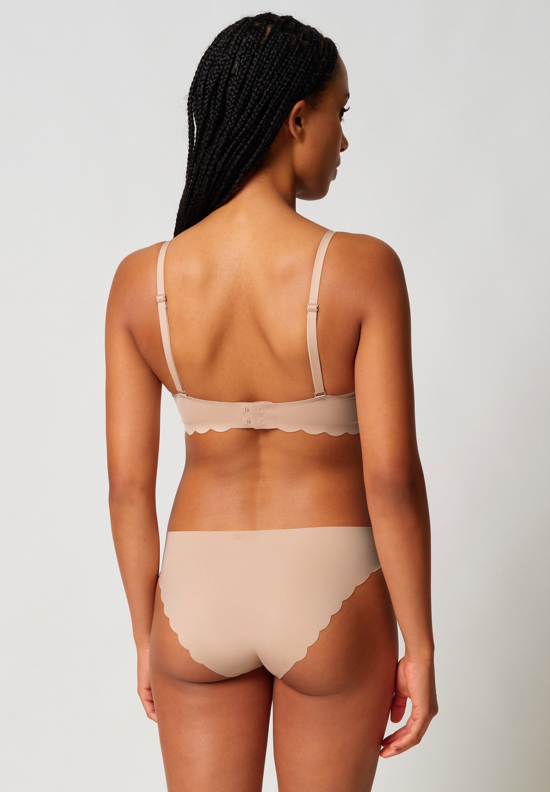 skiny-sensation-triangle-bh-mit-herausnehmbaren-pads-087055 image 2
