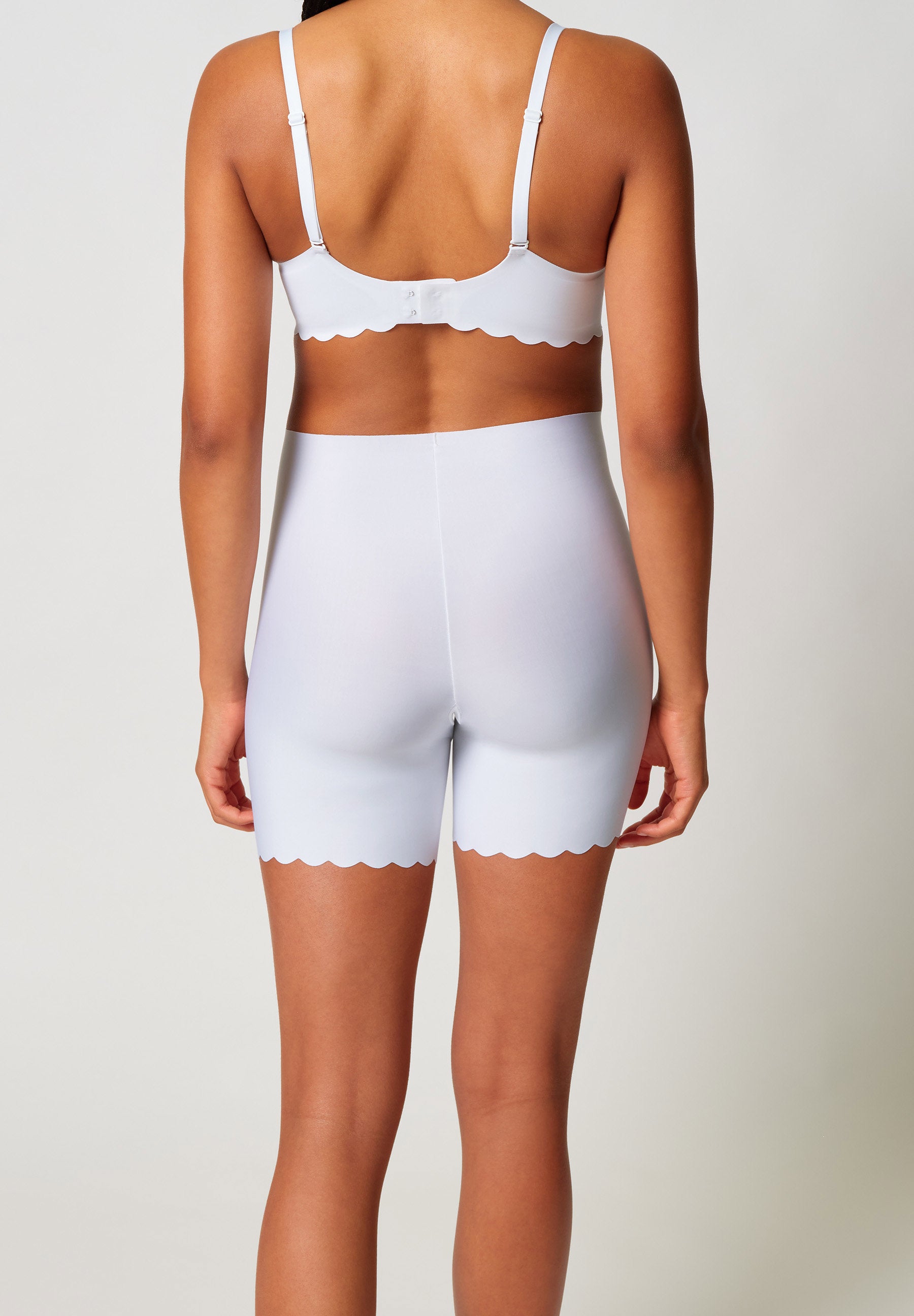 skiny-sensation-pants-short-087060-080500 image 2