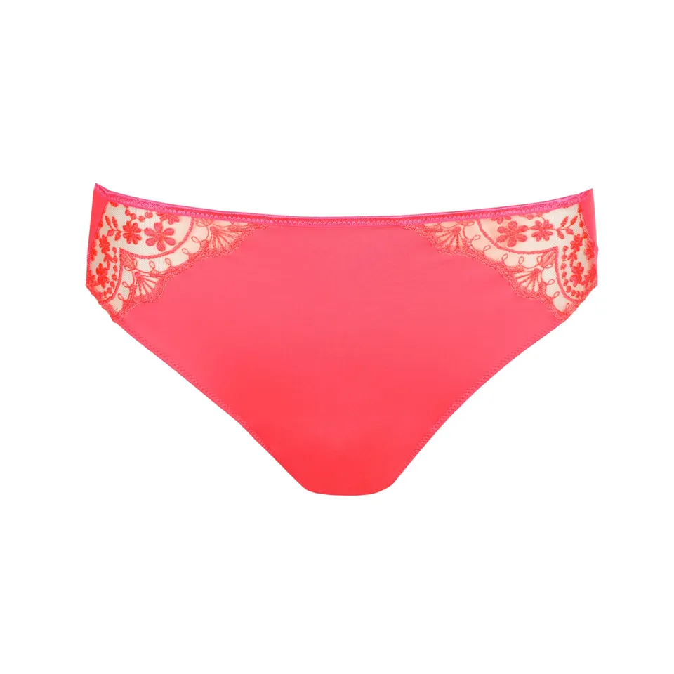 primadonna-angelou-rioslip image 1