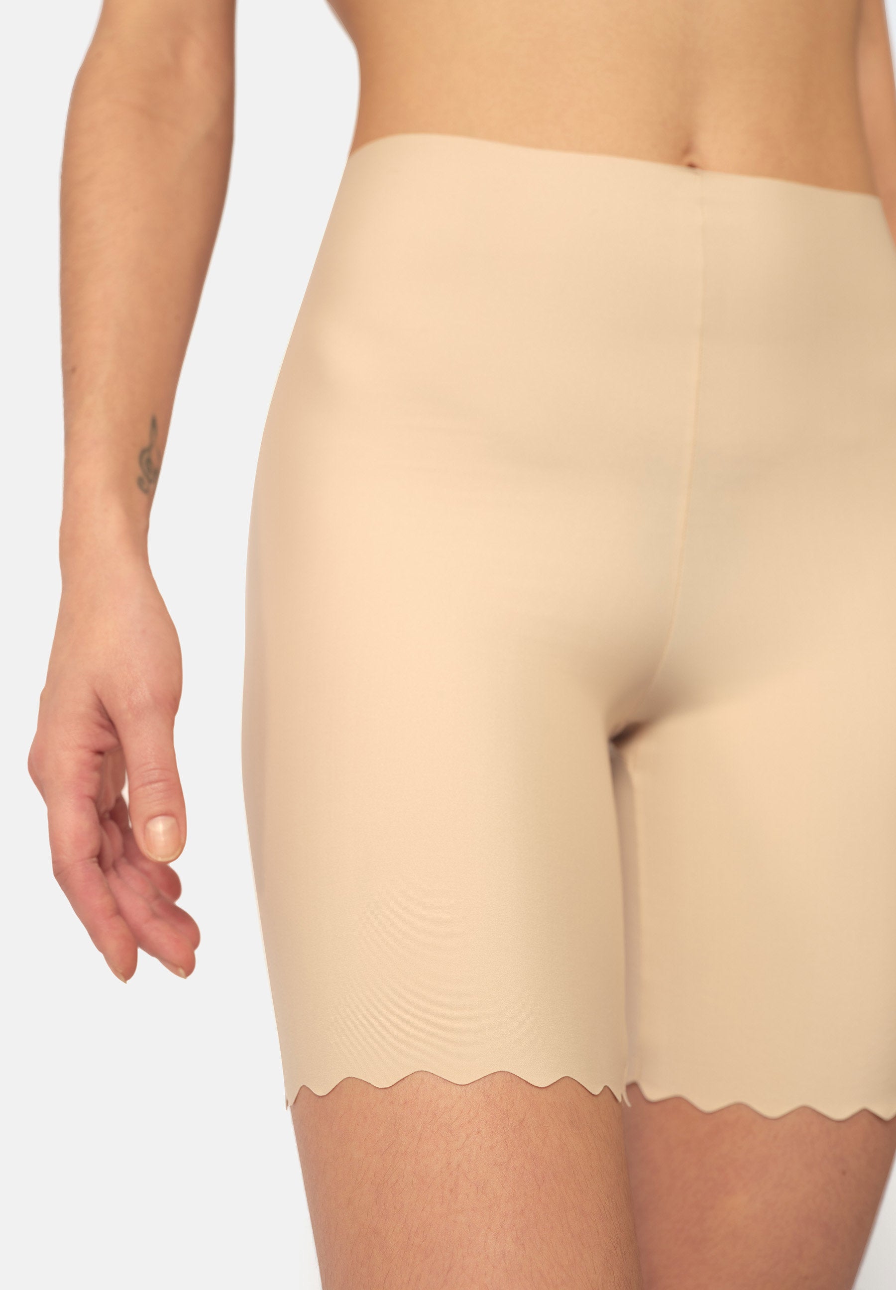 skiny-micro-essentials-pants-short-084274-seamless-unterrock-short image 5