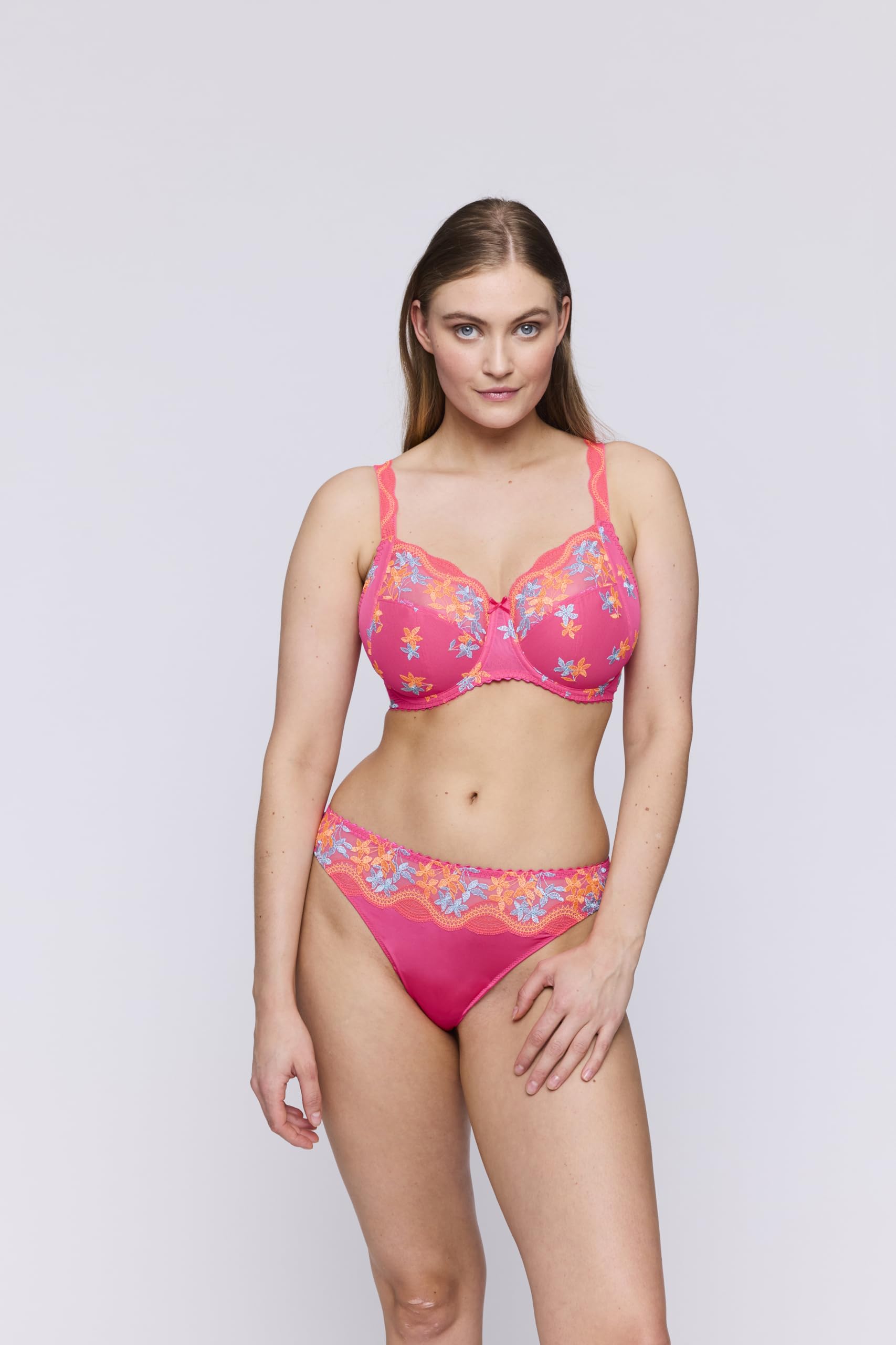 primadonna-cala-luna-string image 2