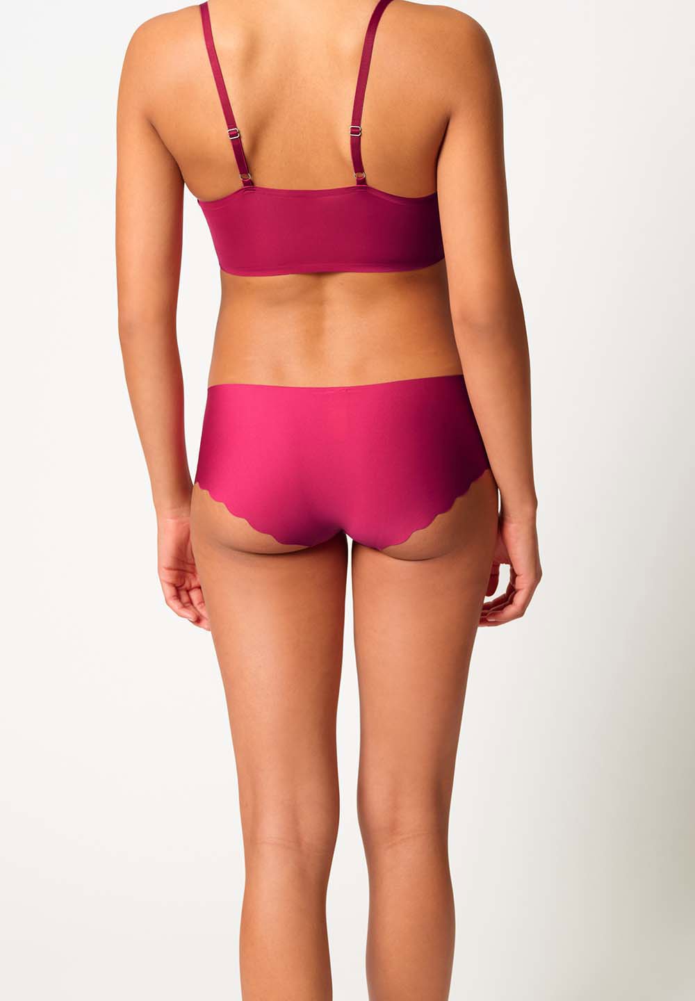 skiny-micro-essentials-boyleg-shorts-seamless-invisible-082688-08s913 image 2