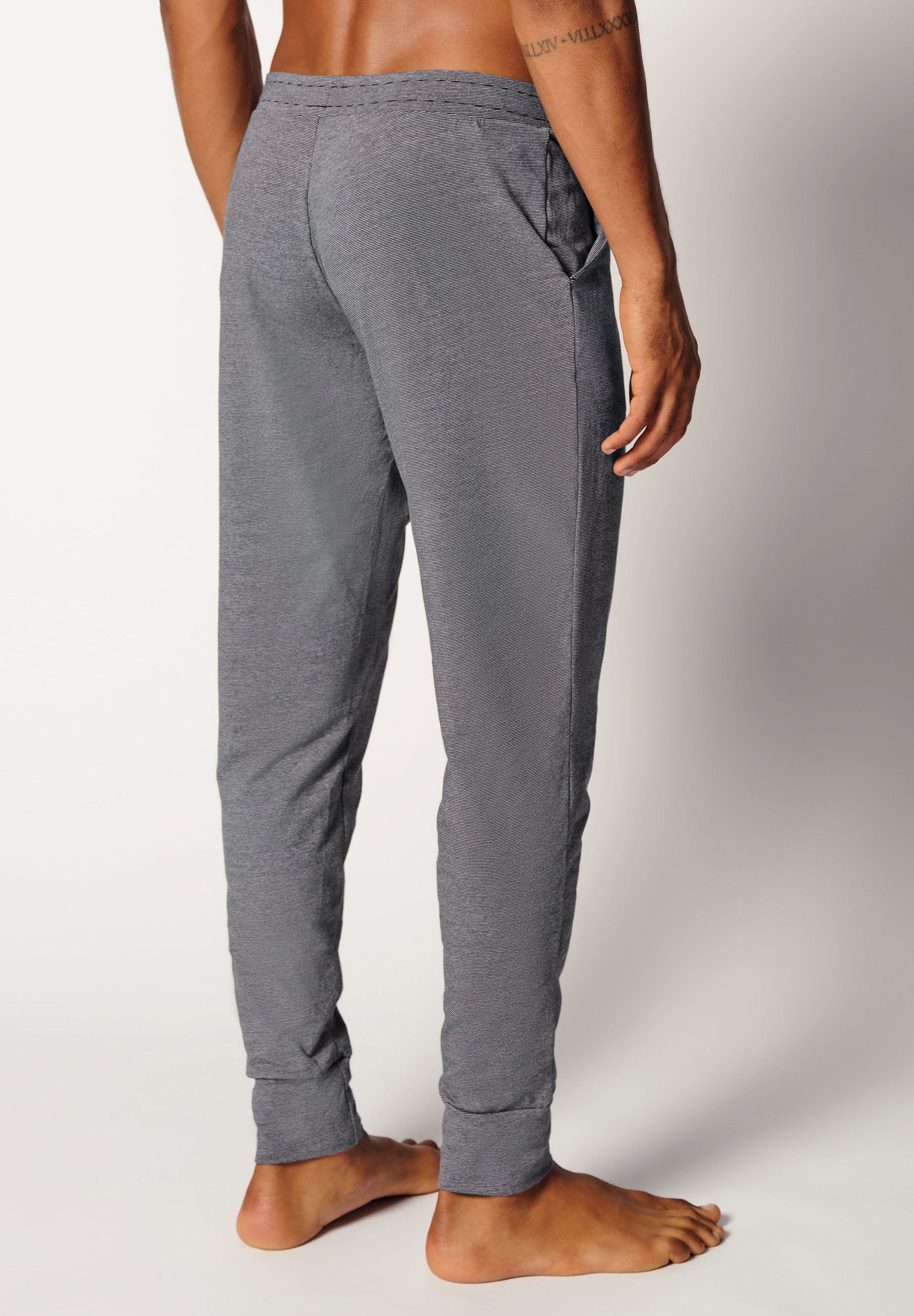 skiny-night-in-mix-match-pants-lang-080513-08s016 image 2