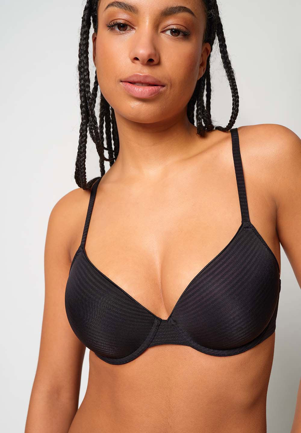 skiny-timelessentials-padded-bh-micro-essentials-087309 image 5