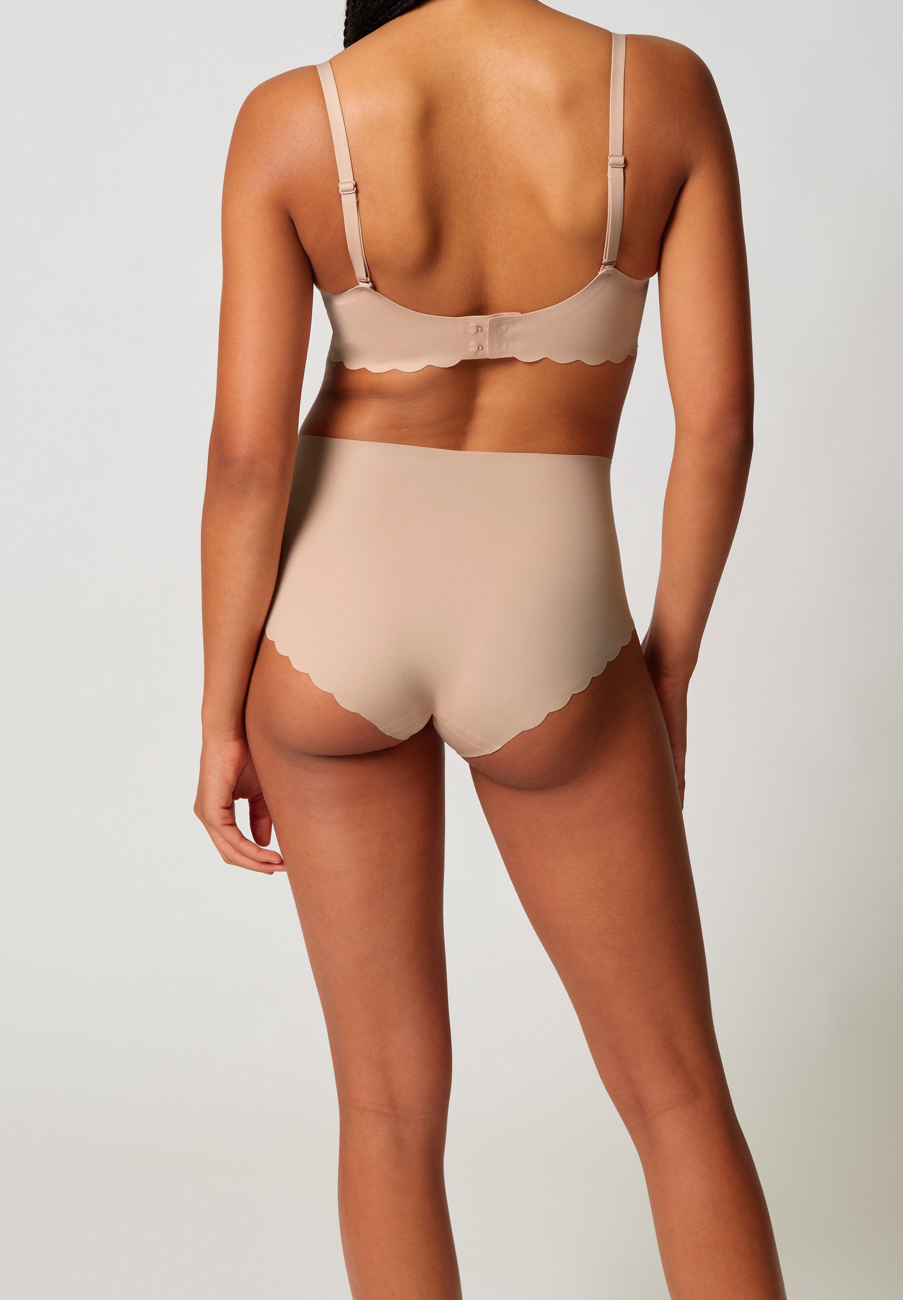 skiny-sensation-high-waist-slip-087059-08a065-seamless-maxislip image 2